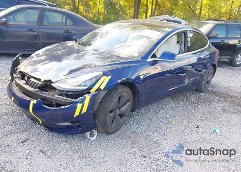 2019 Tesla Model 3 z USA, uszkodzony, nr VIN 5YJ3E1EB6KF192186